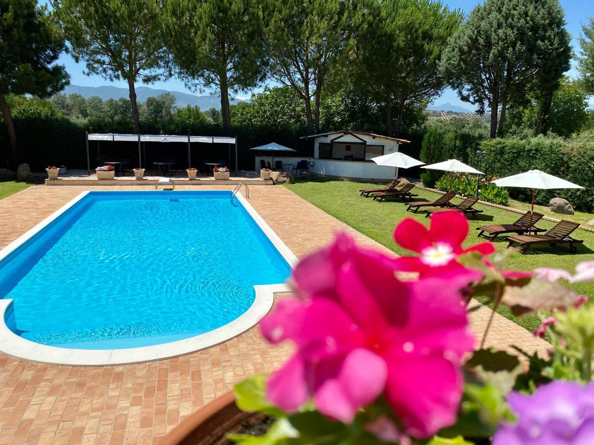 Villa Piero Bisignano ภายนอก รูปภาพ